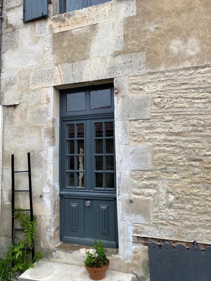 La Cour Blanche Villa Verteuil-sur-Charente Dış mekan fotoğraf