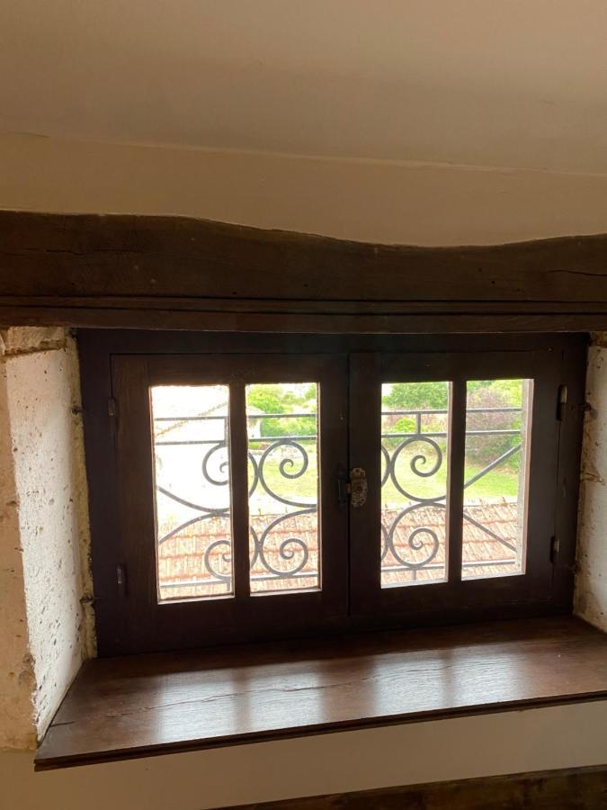 La Cour Blanche Villa Verteuil-sur-Charente Dış mekan fotoğraf