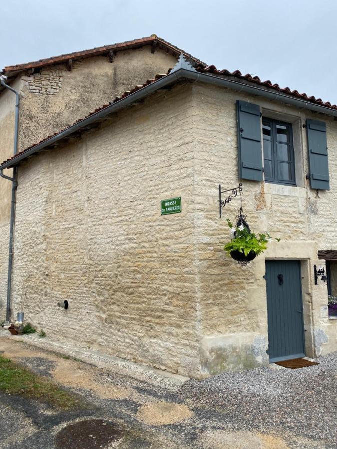 La Cour Blanche Villa Verteuil-sur-Charente Dış mekan fotoğraf